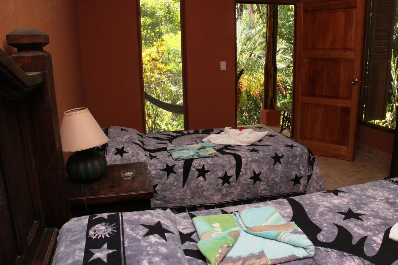 Luna Lodge Carate Rum bild